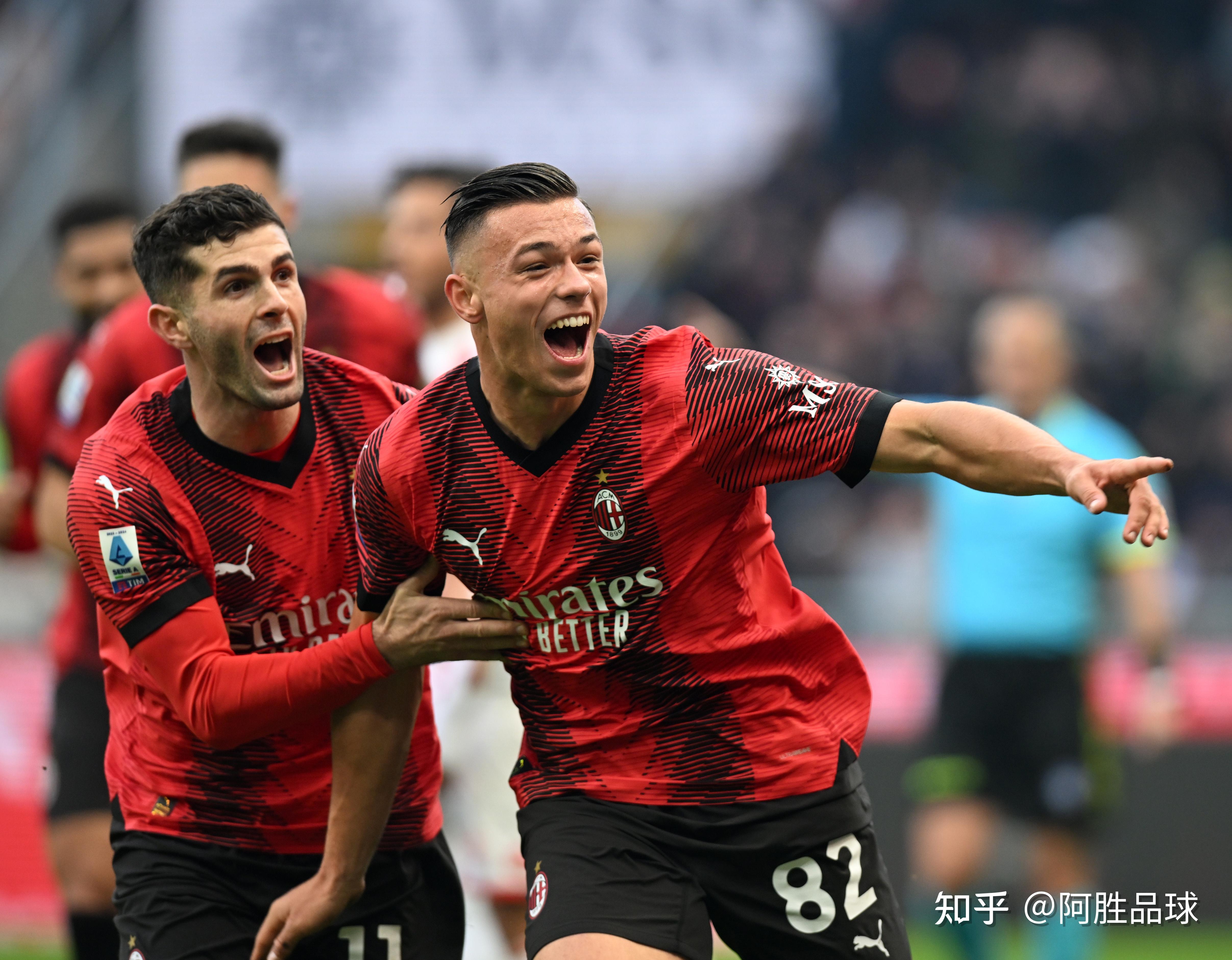 AC米兰重伤倒地，皇马全队围拢祈祷，场面感人的简单介绍